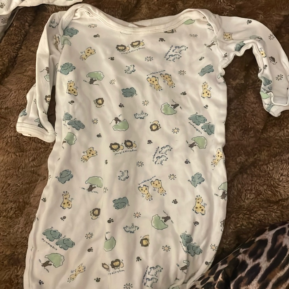 Sleeper gown